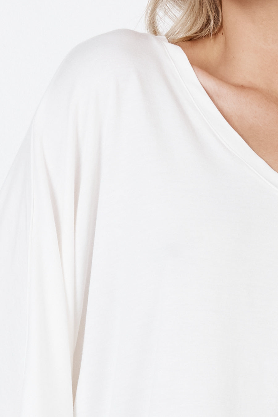V-Neck Crop Top - White